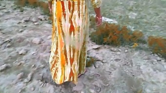 Desi Housewife And Husband Capture Outdoor Footage And Anal Sex