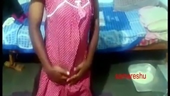 Andhra Pradesh'Ten Köy Çifti Cinsel Aktivitelere Dalıyor